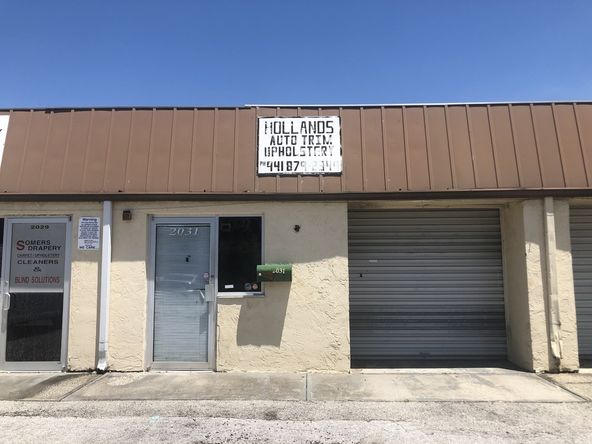 Ivy Business Center-Sarasota-Downtown area: 2051 Princeton St, Sarasota, FL 34237